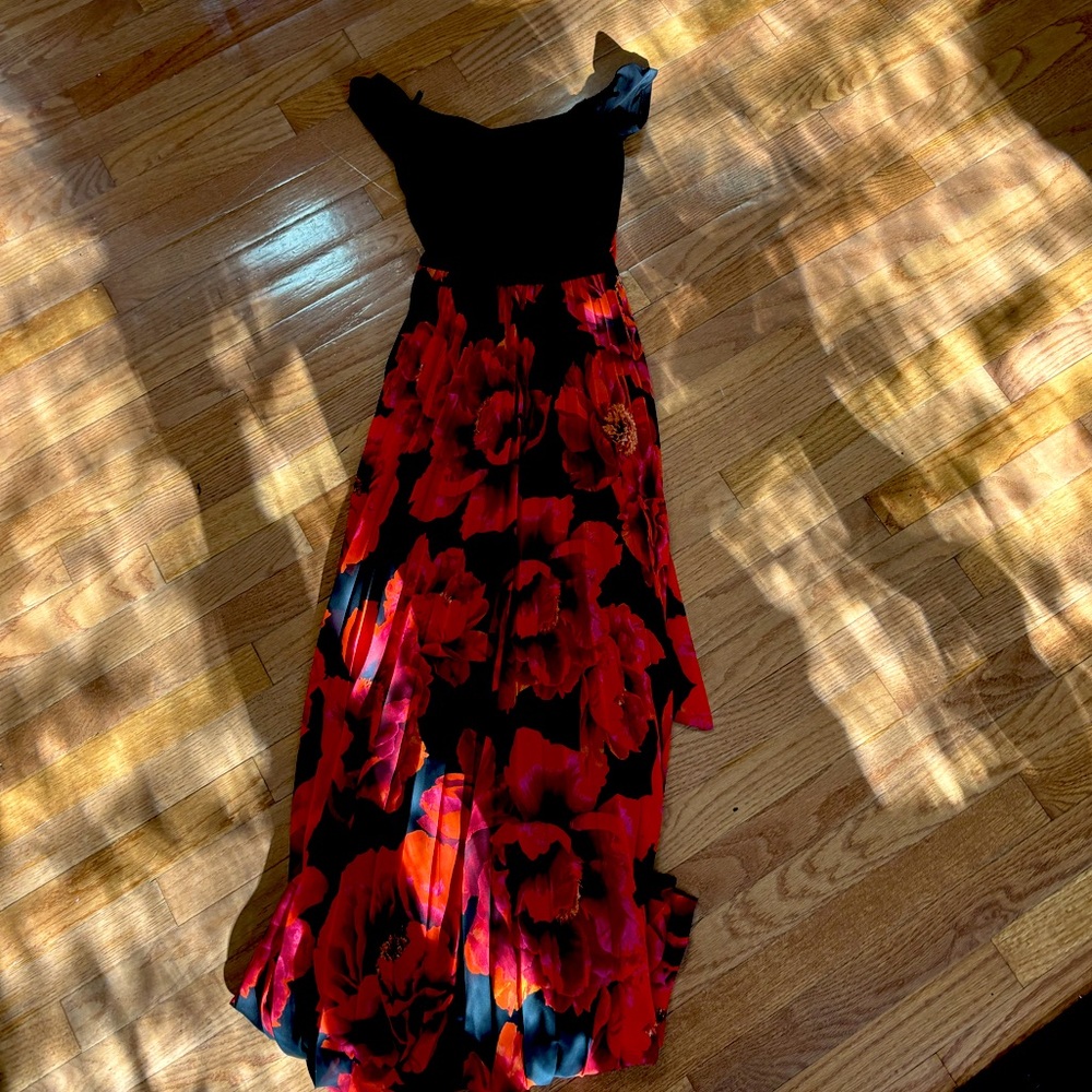 Off shoulder Formal Flowy Maxi Dress princess opera dress black and red print - Picture 2 of 4